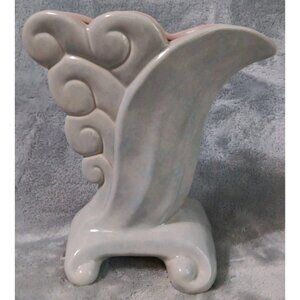 Vtg Gonder Art Pottery Vase Fan Cornucopia Scroll Pale Blue Grey And Pink 7.25”